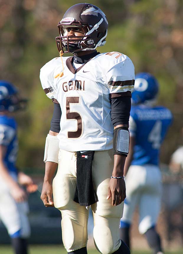Rashad Kinlaw is the No. 7 all-purpose athlete in his class according to 247Sports.