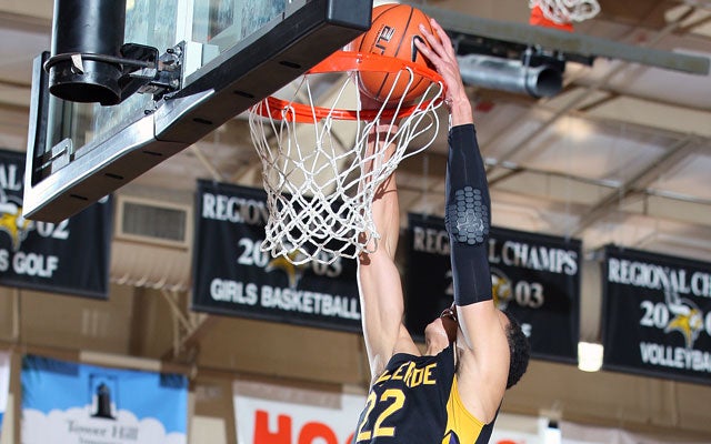 Ben Simmons posted a huge double-double to help Montverde Academy advance in the City of Palms Classic.