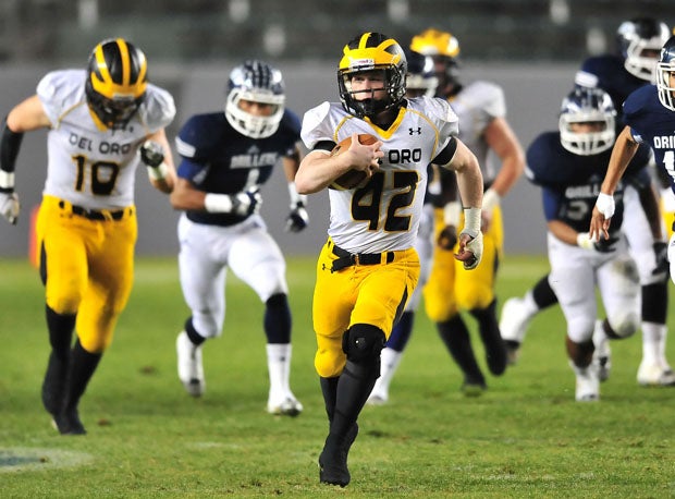 Dylan Kainrath rushed for 198 yards and three touchdowns for Del Oro.