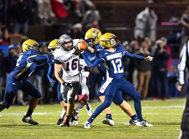 While Longview of Texas is the single-season yardage leader with 9,162, Pulaksi Academy in Arkansas appears 10 times on the MaxPreps top 100 list of offensive juggernauts. (Photo: Ted McLenning)