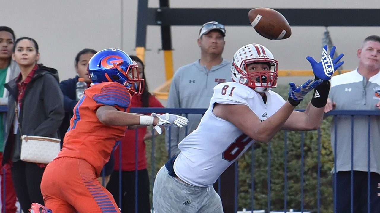 Top 10 Nevada high school football players from the Class of 2021