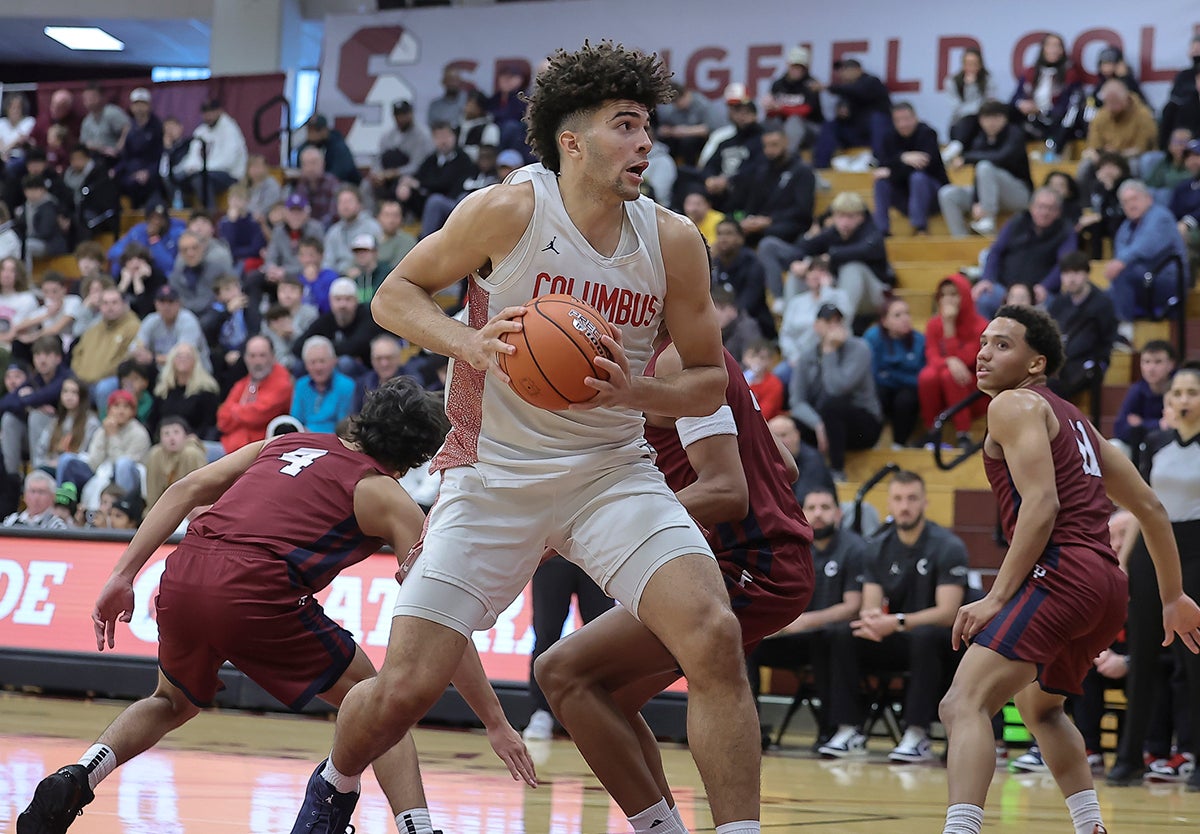 Five-star Duke signee Cameron Boozer showed out at the Spalding Hoophall Classic to guide Columbus back to the top spot. (Photo: Lonnie Webb)