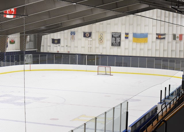 The Hotchkiss hockey teams play at the Thomas Schmidt Rink, one of two ice sheets within the athletic center environment. Prominent among Hotchkiss hockey graduates are Torrey Mitchell of the Montreal Canadiens, Luke Glendening of the Detroit Red Wings and two-time U.S. Olympic medal-winner Caitlin Cahow.