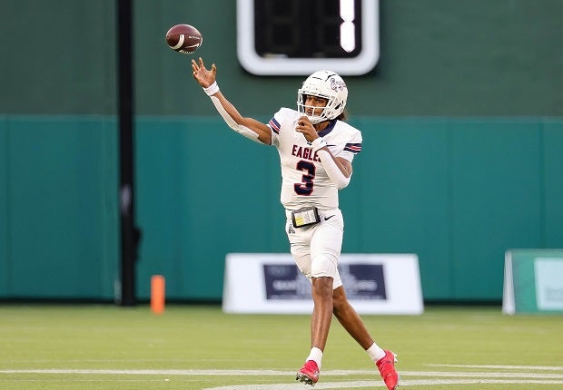 Allen quarterback Mike Hawkins leads the Eagles against No. 16 Denton Guyer and Jackson Arnold on Thursday in an ESPN2 televised Texas showdown. (Photo: Robbie Rakestraw)