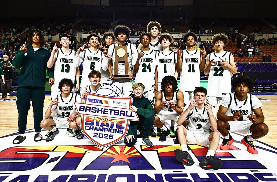 No. 5 Sunnyslope celebrates its first state championship since 2021 after a hard-fought victory in Arizona's Open Division title game. (PHOTO: Kevin French)