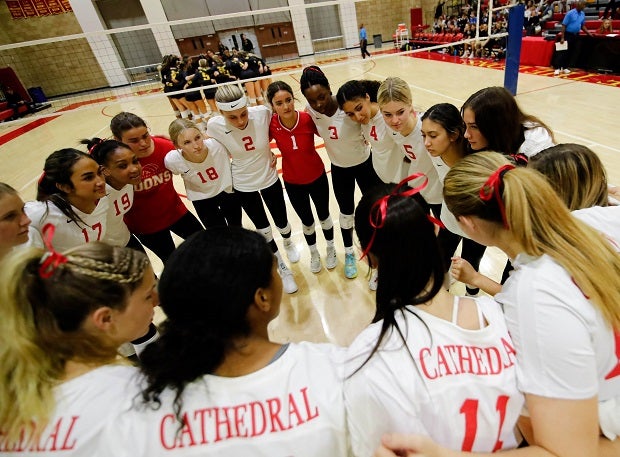 The Cathedral Catholic volleyball team is among the current greatest teams in high school athletics. The Dons are 41-0 and No. 1 in the MaxPreps Top 25. (Photo: Michael Cazares)