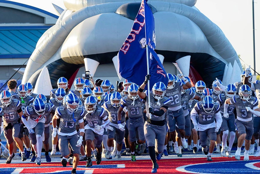 The Folsom Bulldogs remained atop the MaxPreps Northern California rankings after avenging the team's lone loss from a year ago to Mission Viejo on Friday. (PHOTO: Mark Nunez)