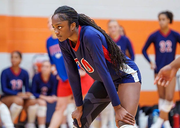 Sophomore Maya Ogbogu has helped Allen move to No. 17 in the latest MaxPreps Top 25. She was the MVP of the Allen Texas Open and has 186 kills on the season. (PHOTO: Aydin Buyuktas)