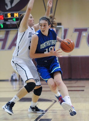 Breanna Stewart is UConn-bound after a spectacularseason for Cicero-North Syracuse that included aNew York state title.