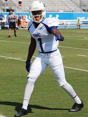 Osborn is ready to show his stuff during the
regular season, and is eyeing an opportunity to
take on the nation’s top-rated defensive back in
October against Trinity Christian.