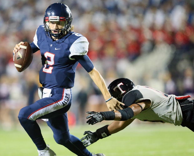Mitchell Jonke (2) scored the game-clinching touchdown late in the fourth quarter for Allen.