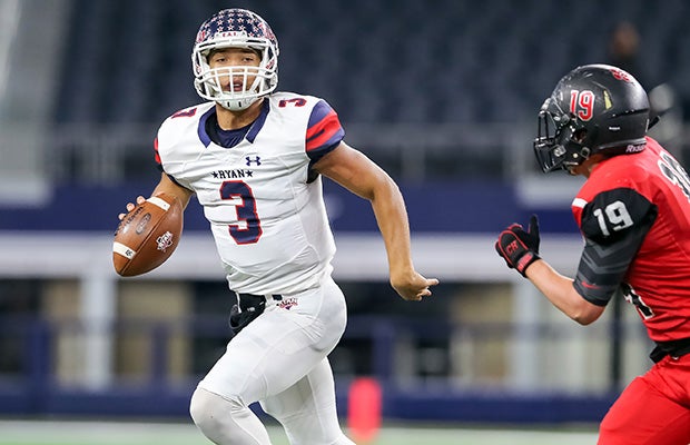 Ryan quarterback Spencer Sanders