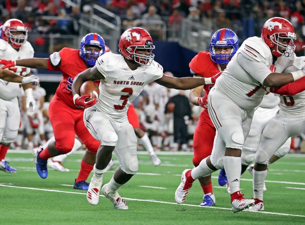 Duncanville did a nice job bottling up Zachary Evans, the nation's top-rated junior running back who finished with 21 carries for 96 yards and no touchdowns.
