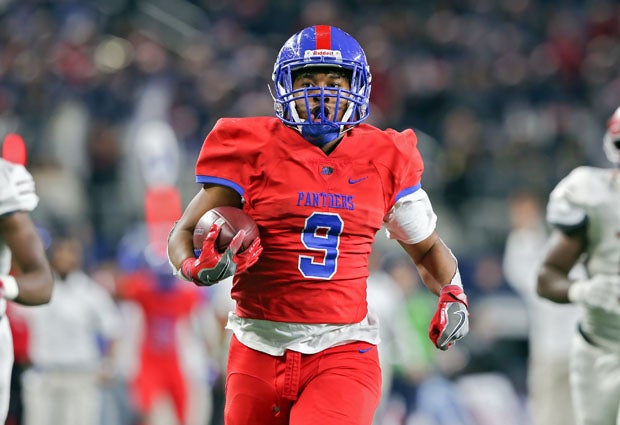 Duncanville quarterback Ja'Quinden Jackson rushed for a game-high 226 yards and one touchdown.
