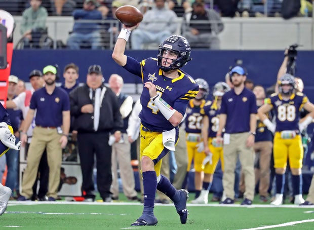 Highland Park junior quarterback Chandler Morris threw for 262 yards and three touchdowns.
