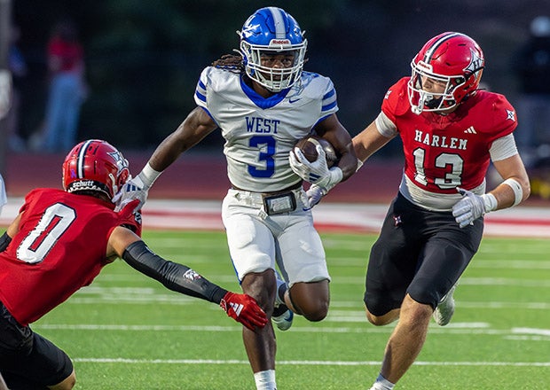 The week before breaking the state rushing record against Baldwin, Ty Cummings went for 224 yard and two touchdowns in a win over Harlem. (PHOTO: LeRoy Mundy)