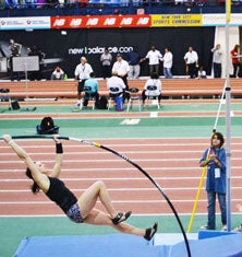 Morgann LeLeux won the New Balance
Indoor Championships last month
at 13-8¼.