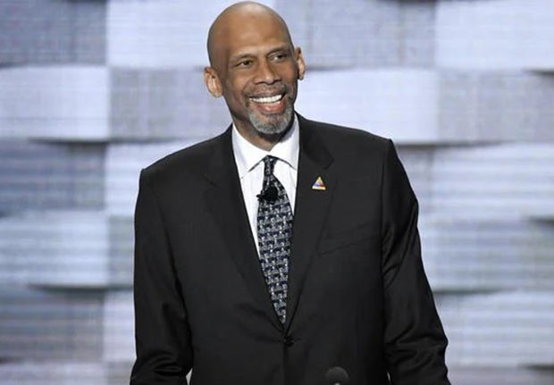 Kareem Abdul Jabbar, known as Lew Alcindor in high school, is widely recognized as perhaps the greatest prep basketball player ever. He's among an elite list not in the National Federation of High Schools Hall of Fame.(Photo: USATSI)