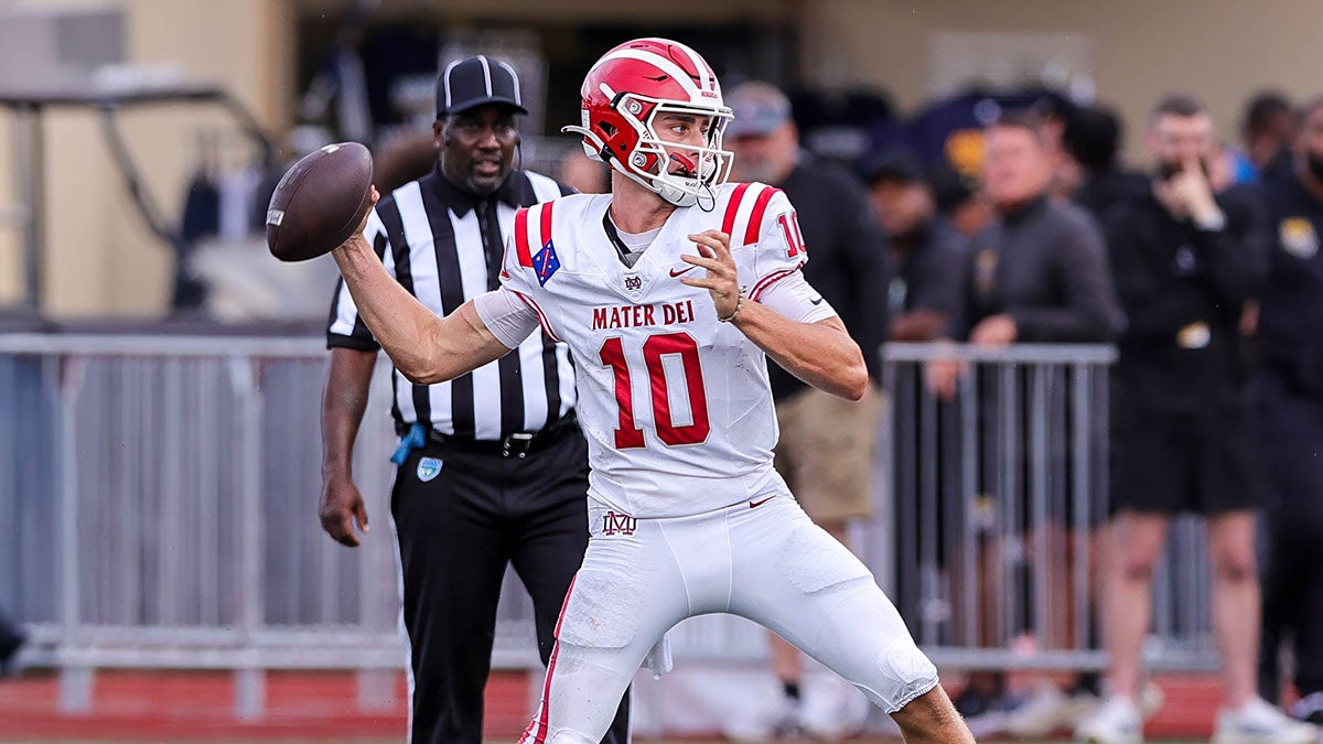 High school football: No. 6 Mater Dei vs. No. 16 Santa Margarita headlines top 10 biggest games this week