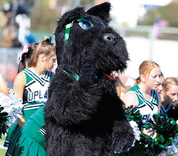 Oaks Christian (Westlake Village, Calif.) vs. Upland (Calif.)