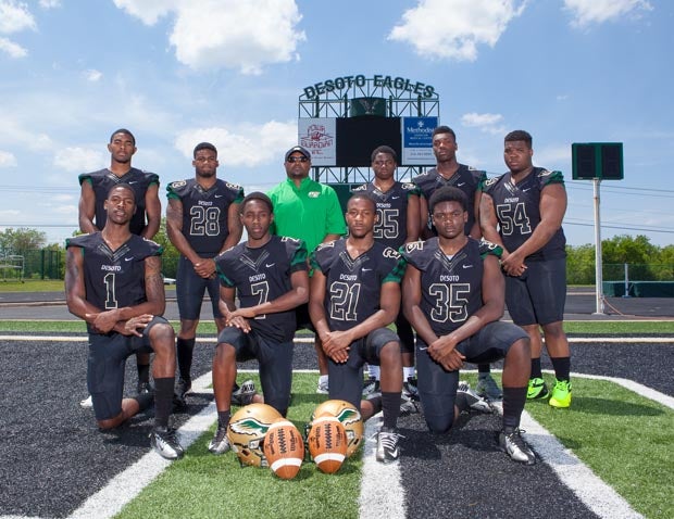 DeSoto hopes to at least keep its No. 4 rankings after Saturday's game with South Oak Cliff. 