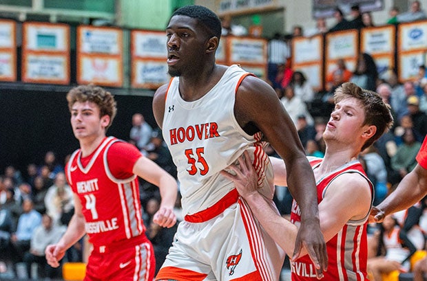 DeWayne Brown was part of three consecutive state championship teams at Hoover, helping the program go 96-7 during that run. (PHOTO: Travis Kirkland)