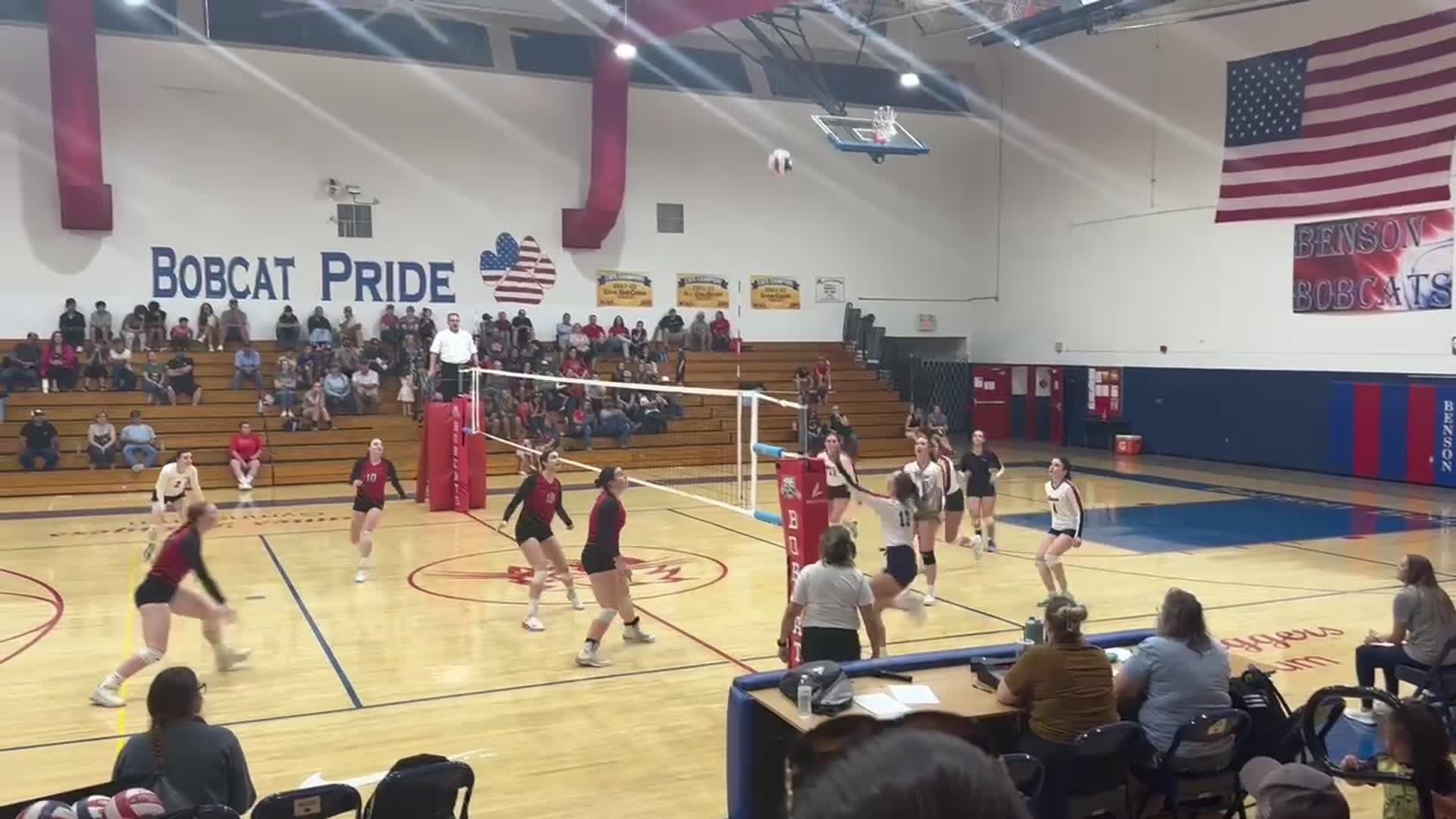 Volleyball Recap: Empire's  Victory  on Saturday Extends Winning