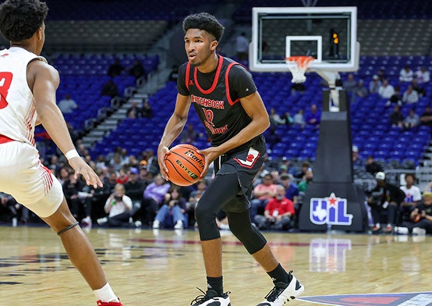 Elijah Sherwood was a member of the All-Tournament Team following Hitchcock's run to the Class 3A state title in Texas last season. (Photo: Robbie Rakestraw)