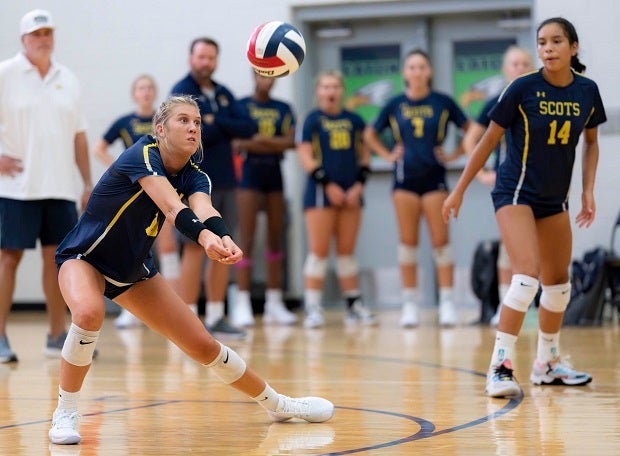 Future UCLA Bruin Sydney Breon and Highland Park check in at No. 16 in this week's MaxPreps Top 25. (Photo: David Ballering)