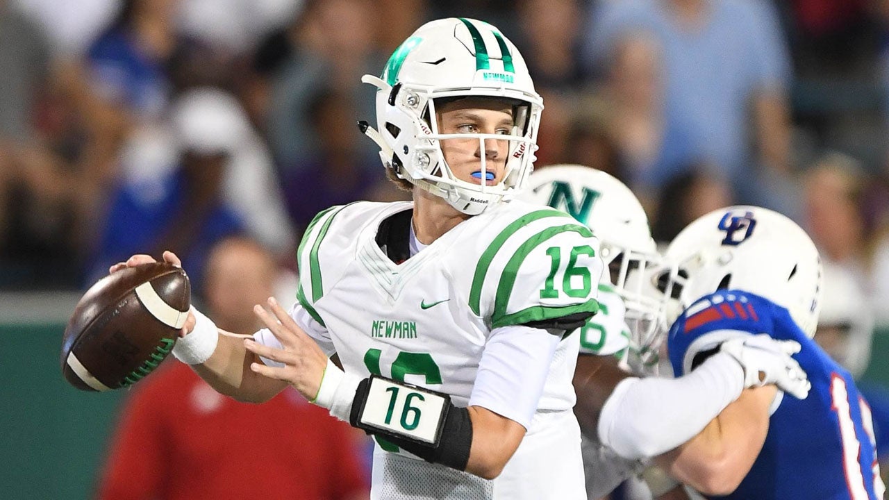 High school football: Arch Manning throws four touchdowns as Newman improves to 4-0 in lopsided win