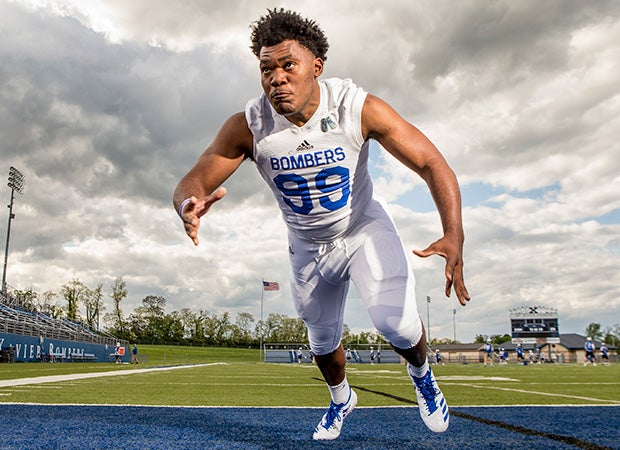 Defensive end Bobby Jefferson