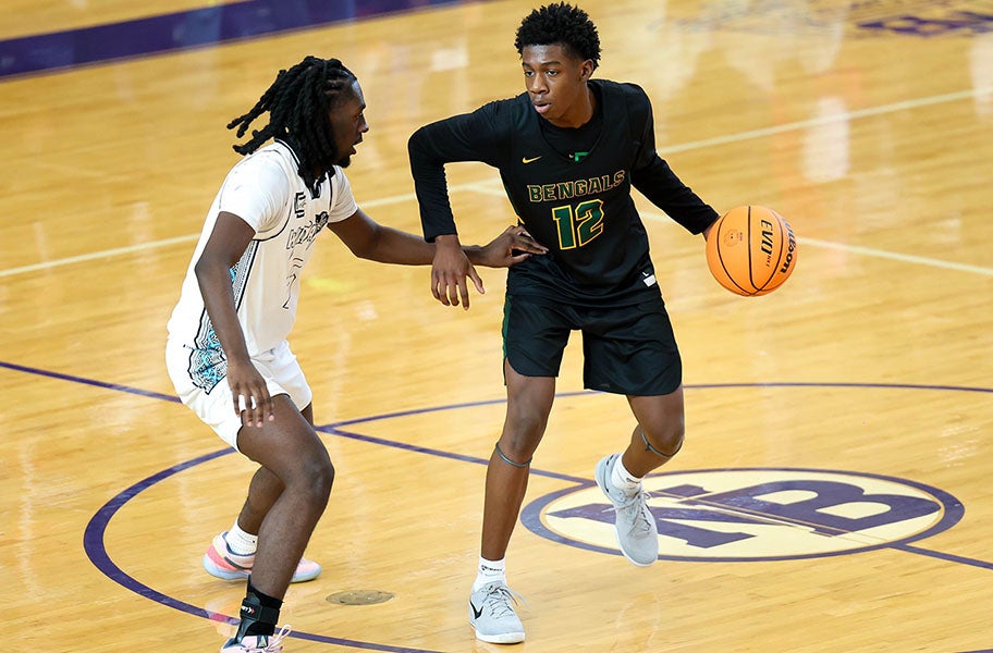 Sophomore guard Micah Gunter hopes to help Greensboro Day capture its third state championship in four years Saturday. Gunter has emerged as one of the top young backcourt players in the country this season. (PHOTO: Jerrell Jordan)