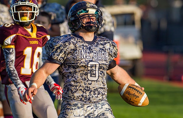 New York high school wears digital camouflage uniforms to honor armed  services