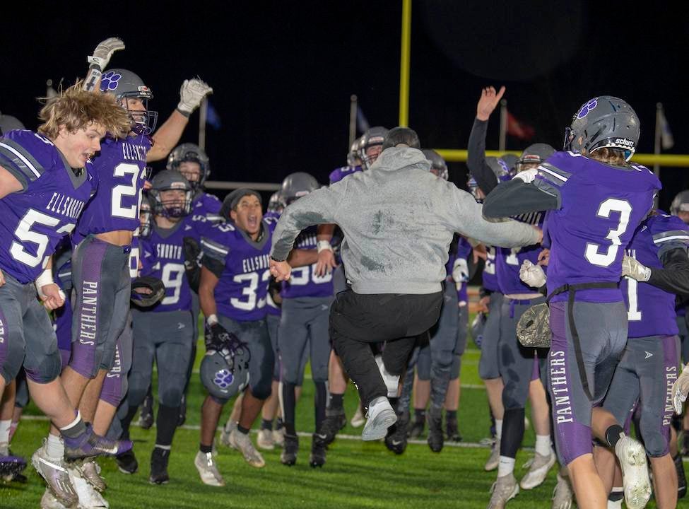 Wisconsin high school football rankings Catholic Memorial headlines