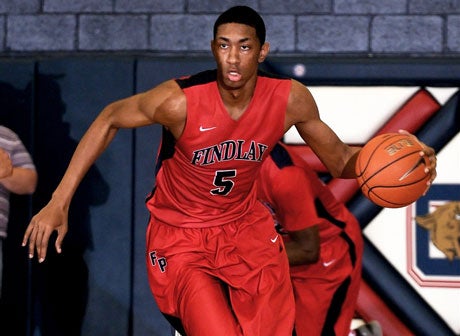 Winners of 53 games in a row, Christian Wood and top-ranked Findlay Prep will have a target on their back at the National High School Invitational.