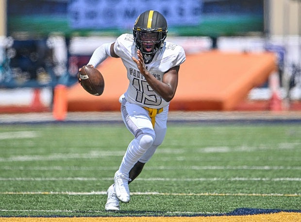 St. Frances Academy sophomore Tristan Sabb looks to start under center for the Panthers, who again face a stout national slate. (Photo: Patrick Tewey)