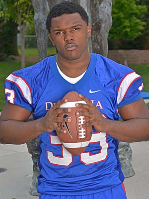Linebacker JaWhaun Bentley
