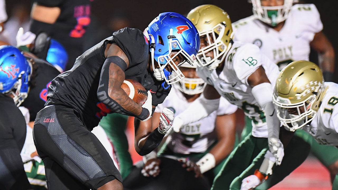 High school football: Los Alamitos upsets No. 22 Long Beach Poly 52-42 in CIF Southern Section quarterfinals