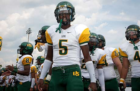 At 6-0, University holds a healthy lead over Curtis in the Small School National Rankings.