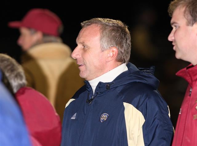 Joe Montana will go from sideline observer to press box coach next season at Oaks Christian.
