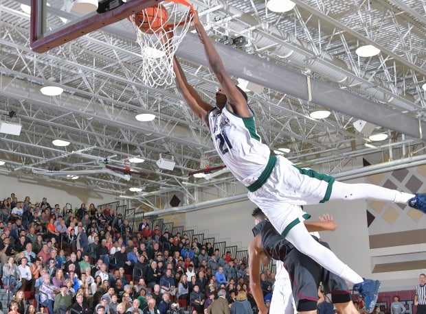 Onyeka Okongwu throws down a monster dunk at the Rancho Mirage Holiday Invitational.