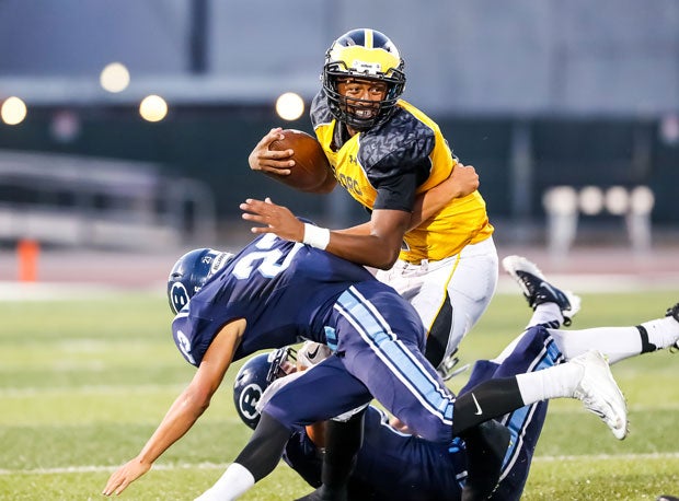 Del Oro's Stone Smartt leads the Golden Eagles in a Friday battle with Granite Bay.