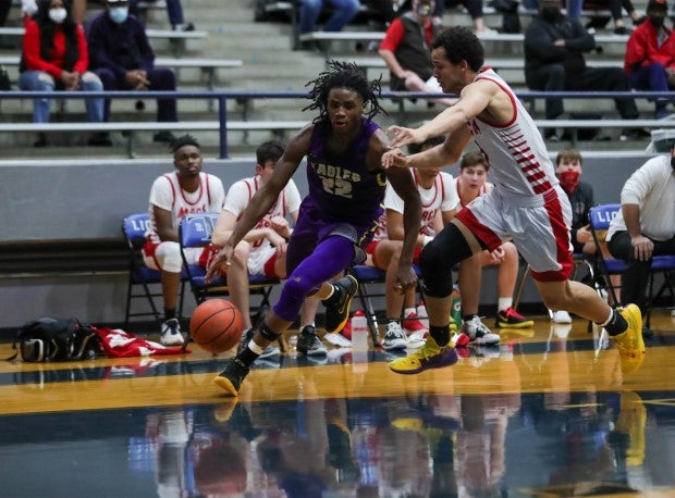 Recent Kentucky pledge Cason Wallace hopes to lead Richardson to its first state title.