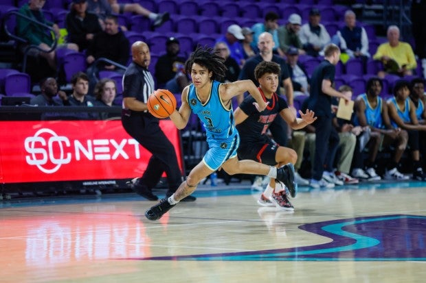 Elliot Cadeau will be joining North Carolina as a member of the class of 2023 after reclassifying. (Photo: Pete Wright)