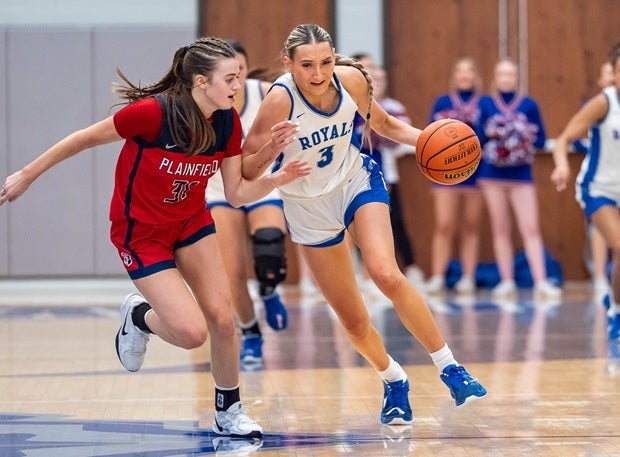 Indiana commit Maya Makalusky leads No. 9 Hamilton Southeastern into the Indiana Class 4A playoffs starting Tuesday. The Royals and No. 10 Lawrence Central appear to be on a MaxPreps Top 25 collision course in the Hoosier State's highest classification. (FILE PHOTO: Julie Brown)