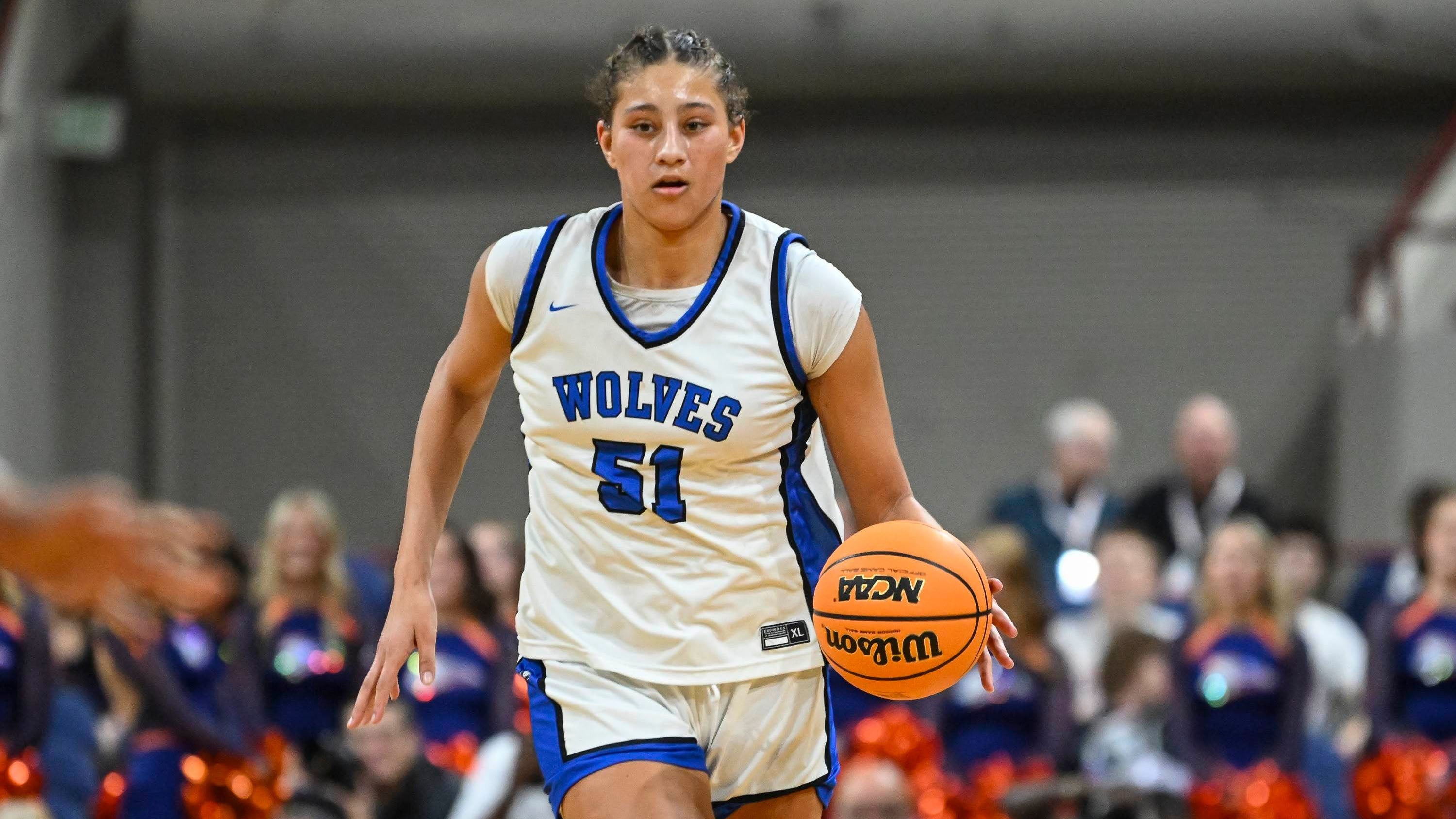 Sienna Betts named 2024-25 Colorado MaxPreps High School Girls Basketball Player of the Year