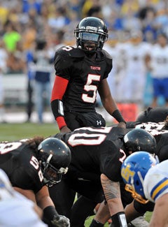 Quinnton Roberson, Tustin