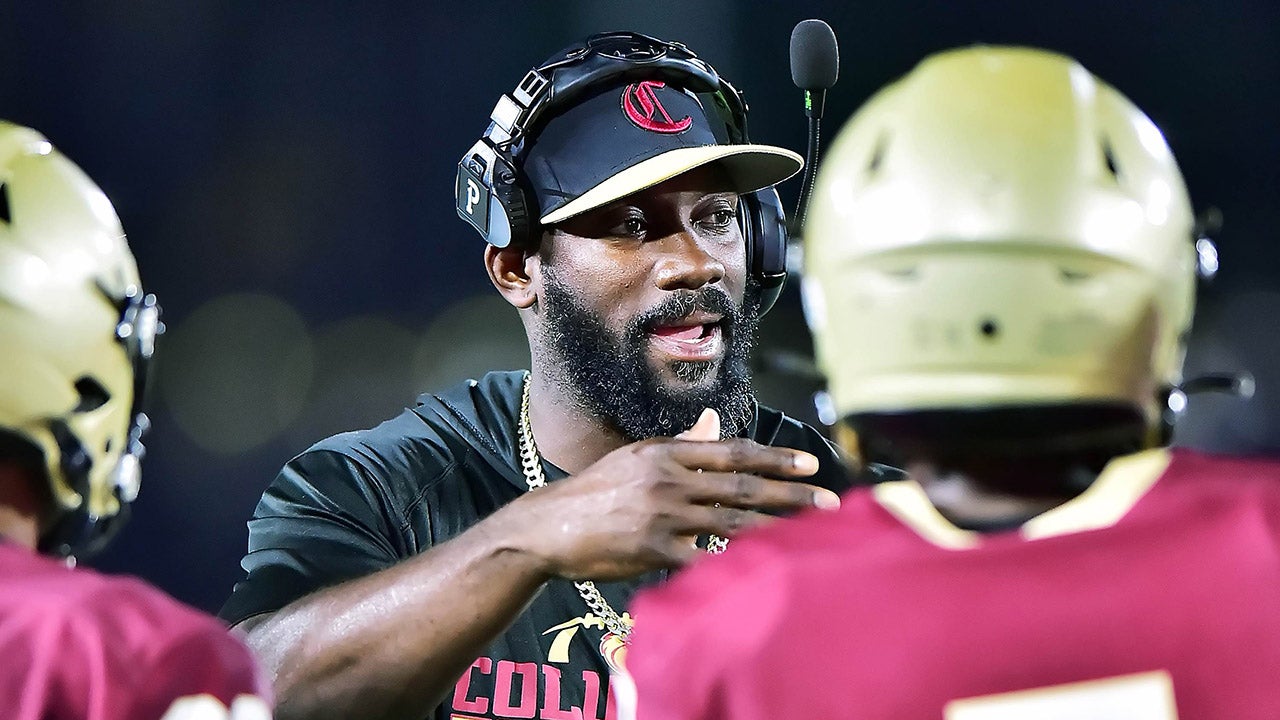 FOOTBALL: Columbia loses 100th in a row