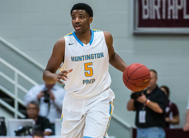 JaQuan Lyle's buzzer beater pushed Huntington St. Joseph Prep past La Lumiere and into Friday's semifinals at Dick's Nationals.