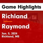 Raymond picks up 17th straight win at home